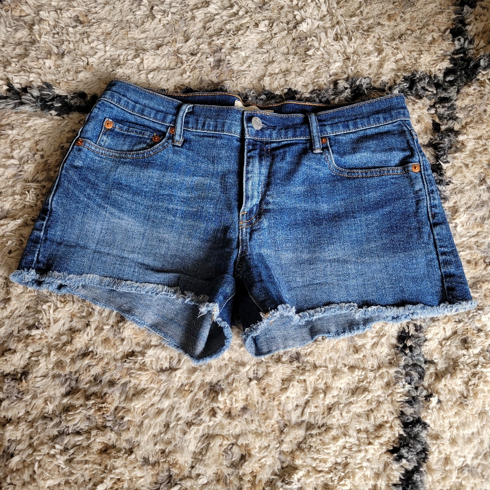 GAP shorts